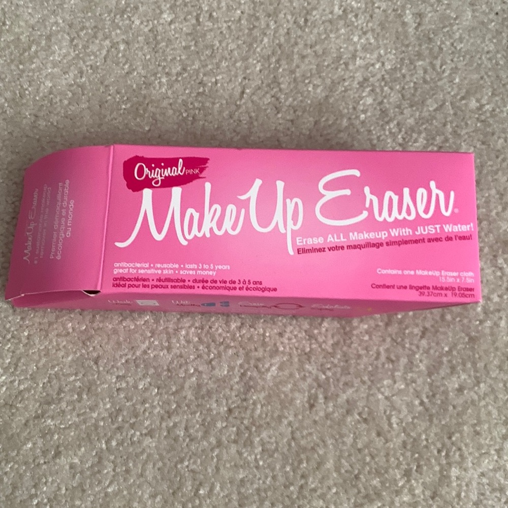 Make up eraser make up remover NEW
